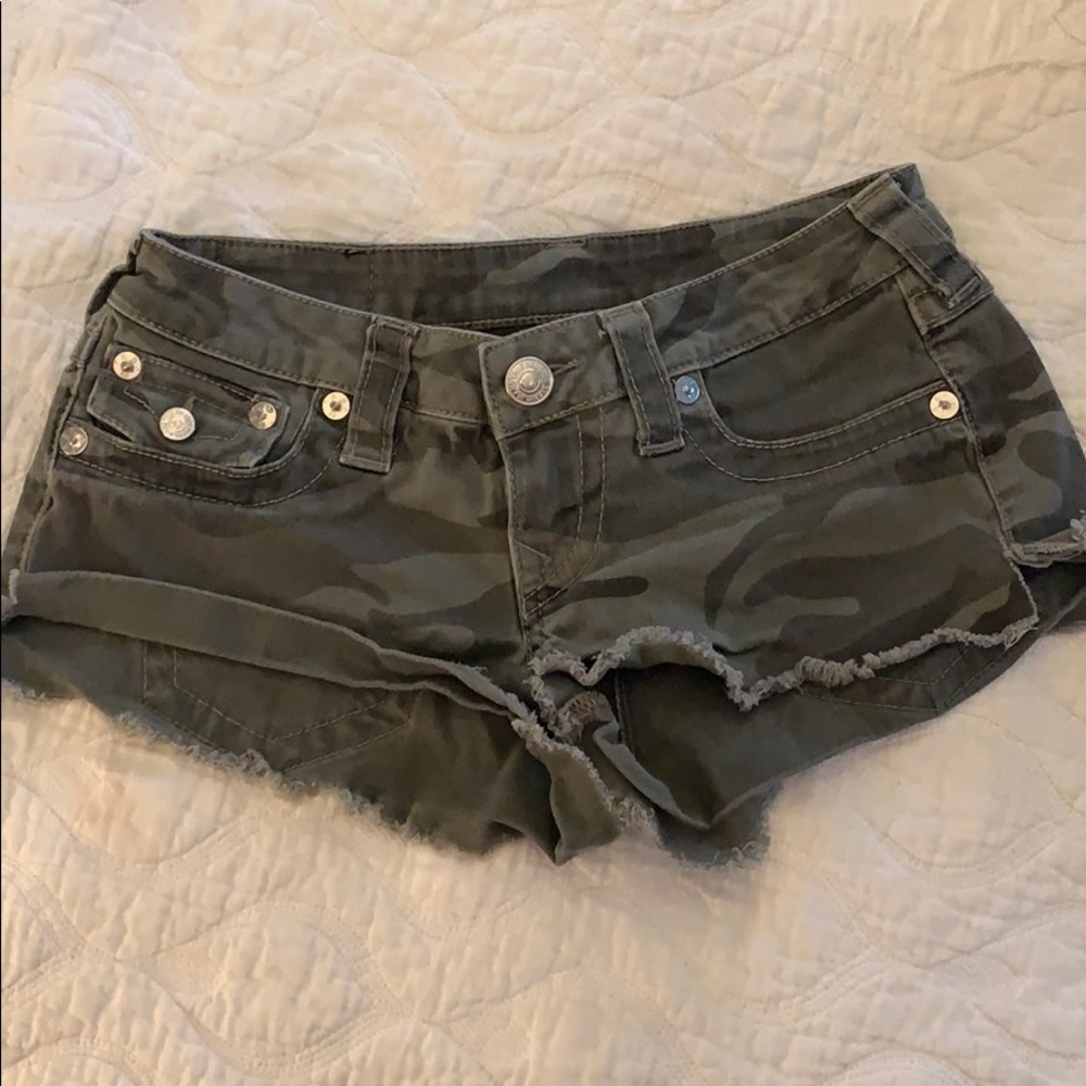 Camo true religion jean frayed short shorts